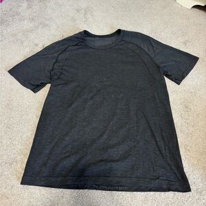 Lululamon Men’s License to Train Workout Top